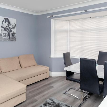Leeds City Centre Spacious House Free Parking And Wi-Fi Extérieur photo