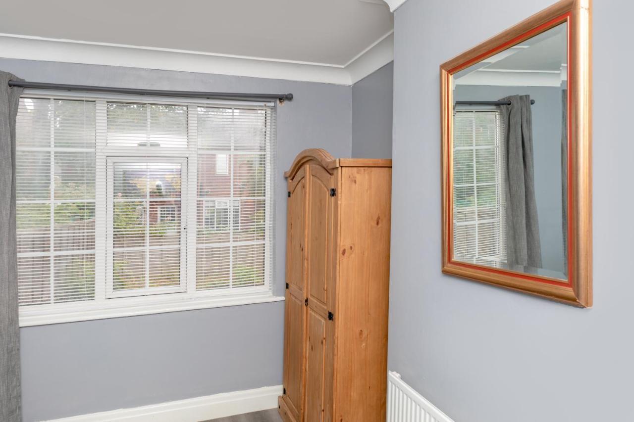 Leeds City Centre Spacious House Free Parking And Wi-Fi Extérieur photo