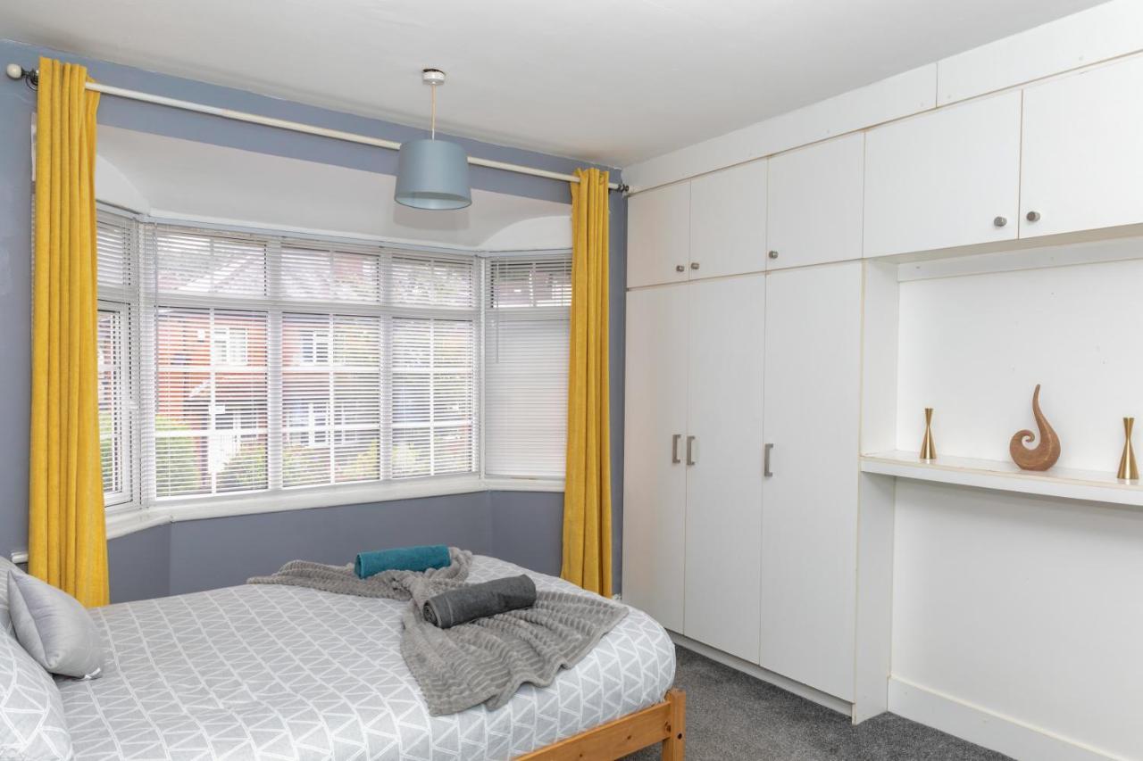 Leeds City Centre Spacious House Free Parking And Wi-Fi Extérieur photo