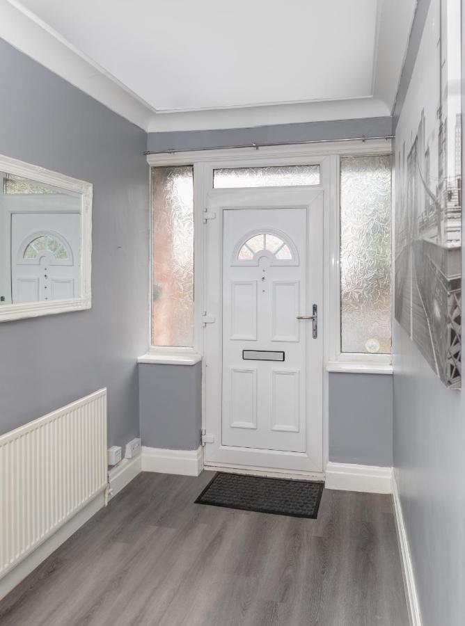 Leeds City Centre Spacious House Free Parking And Wi-Fi Extérieur photo